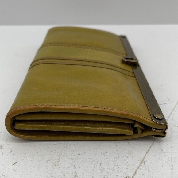 Fossil Women's Yellow Green Leather Full Size Top Clasp Wallet - Picture 5 of 14